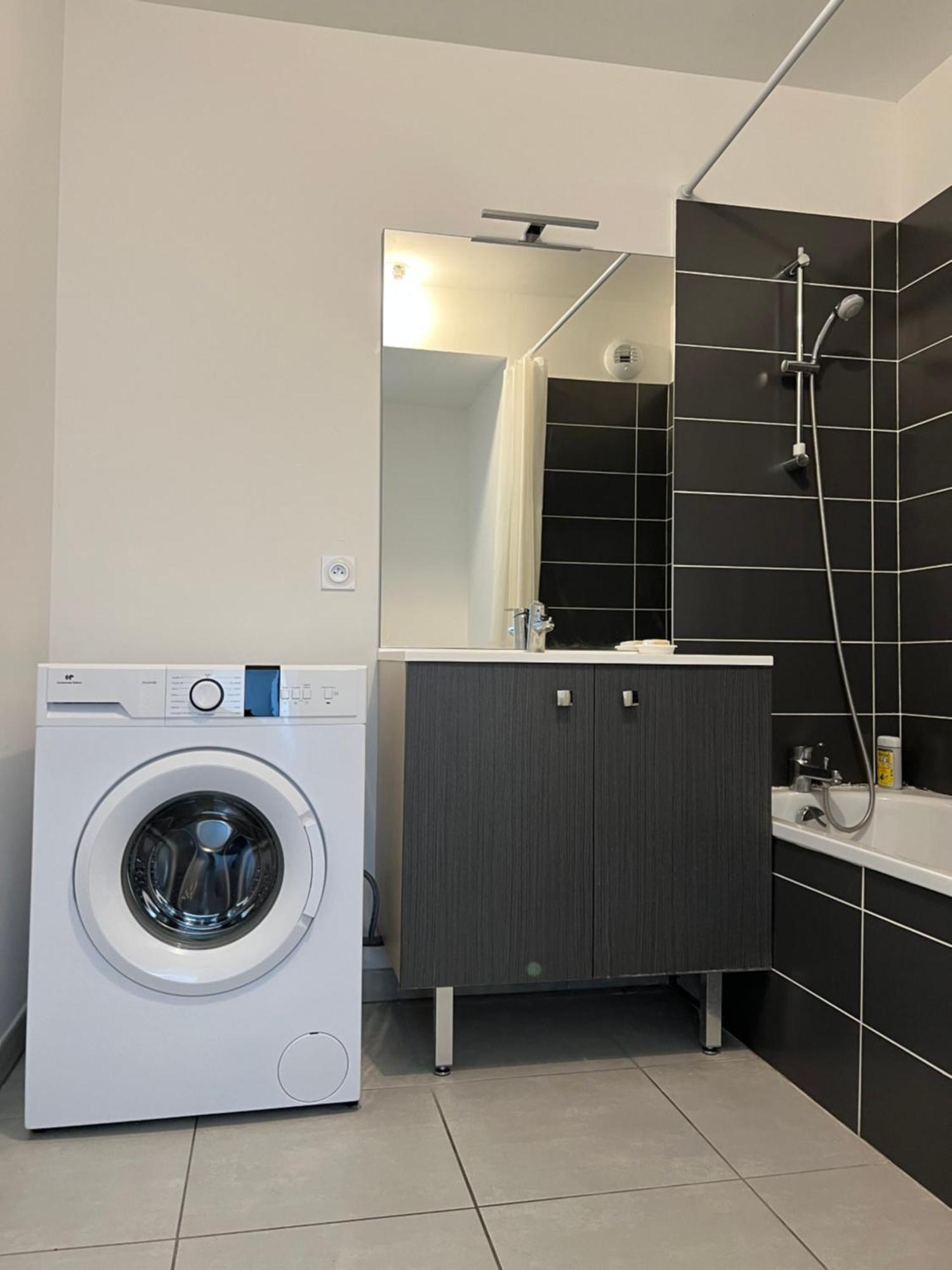 Residence Neuve Le K 10 Mn Gare, Parking , Tram Montpellier Dış mekan fotoğraf